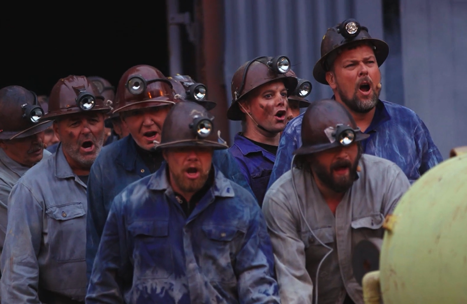 Utklipp fra Steinkjerfilmen. Eplene i Messehagen.